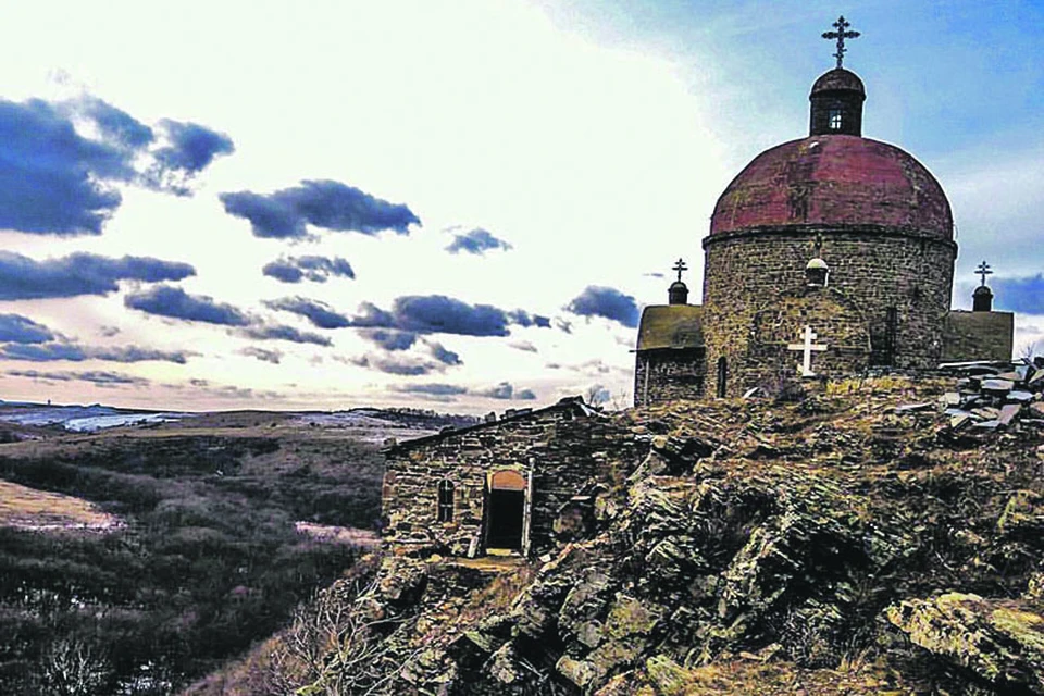 В последних конкурсах с успехом участвуют фотографы Донбасса и Новороссии.