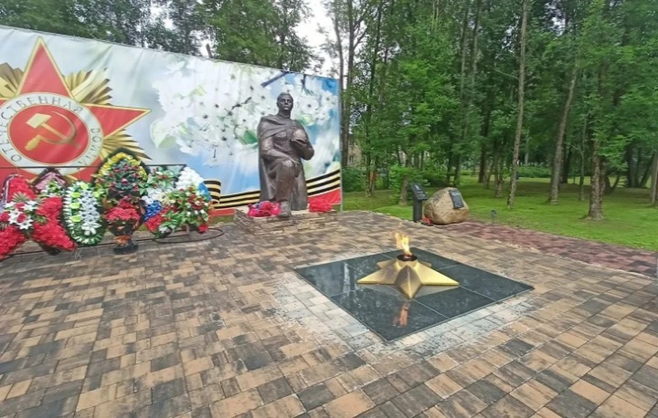 Всего в 2026 году в регионе планируется привести в порядок 16 мемориалов и 147 воинских захоронений.