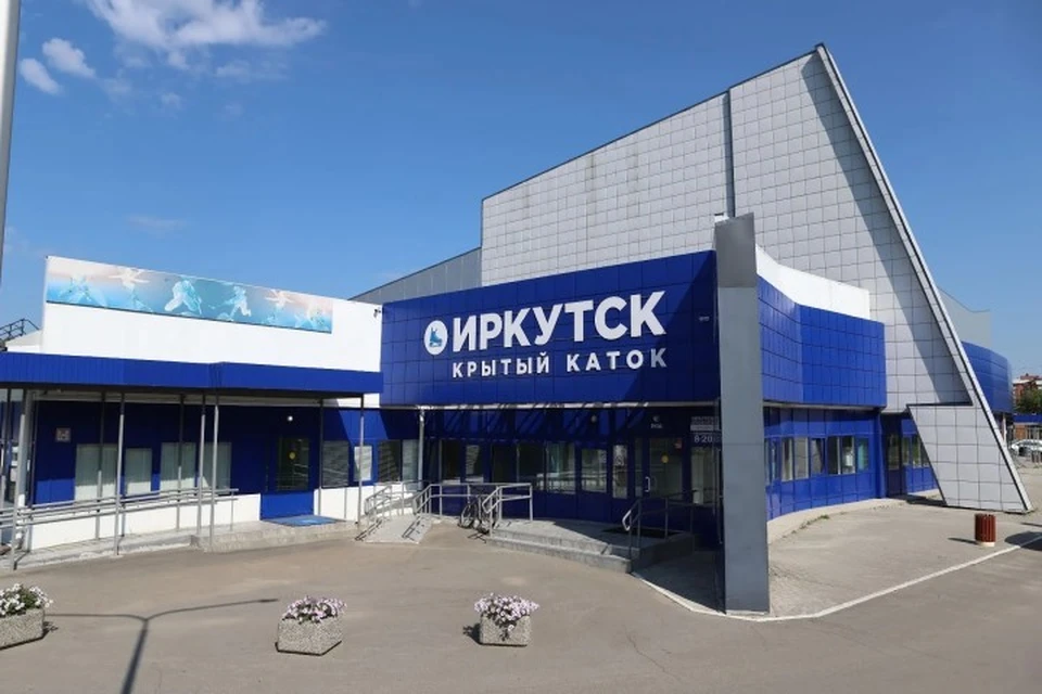 Юные хоккеисты приступили к ледовой подготовке на базе крытого тренировочного катка «Иркутск».