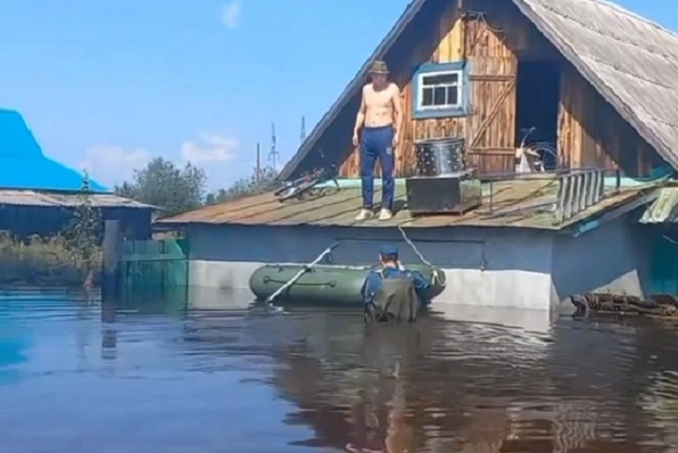 За сутки в регионе затопило 88 домов. Фото: скриншот видео