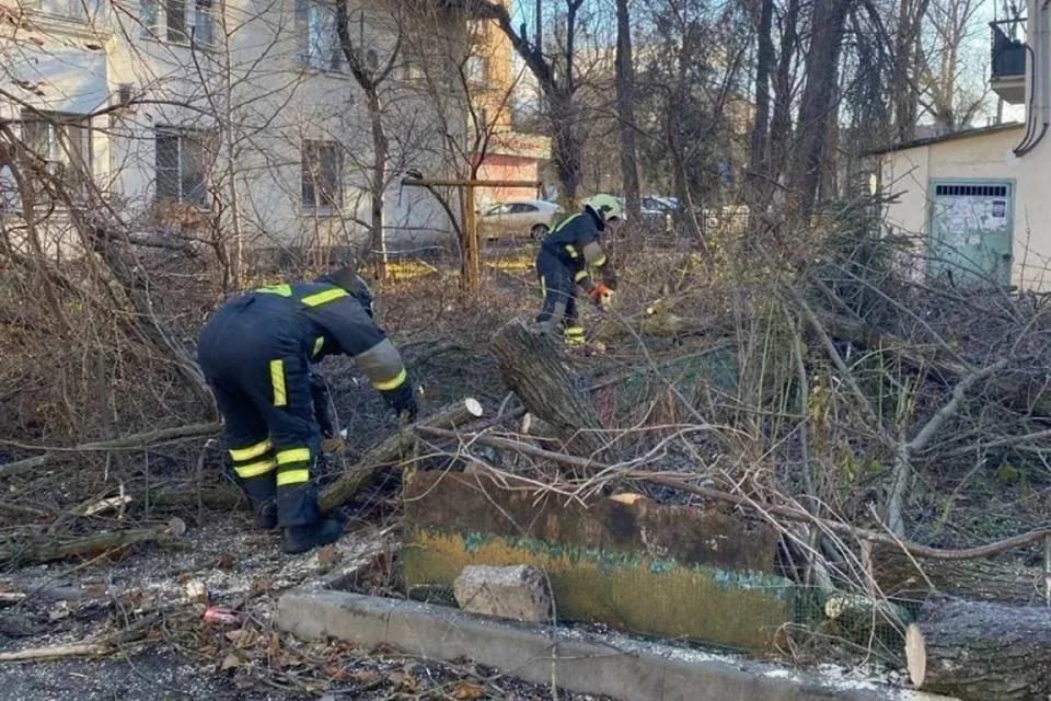 В Ростове ликвидируют последствия непогоды. Фото: сайт администрации Ростова.