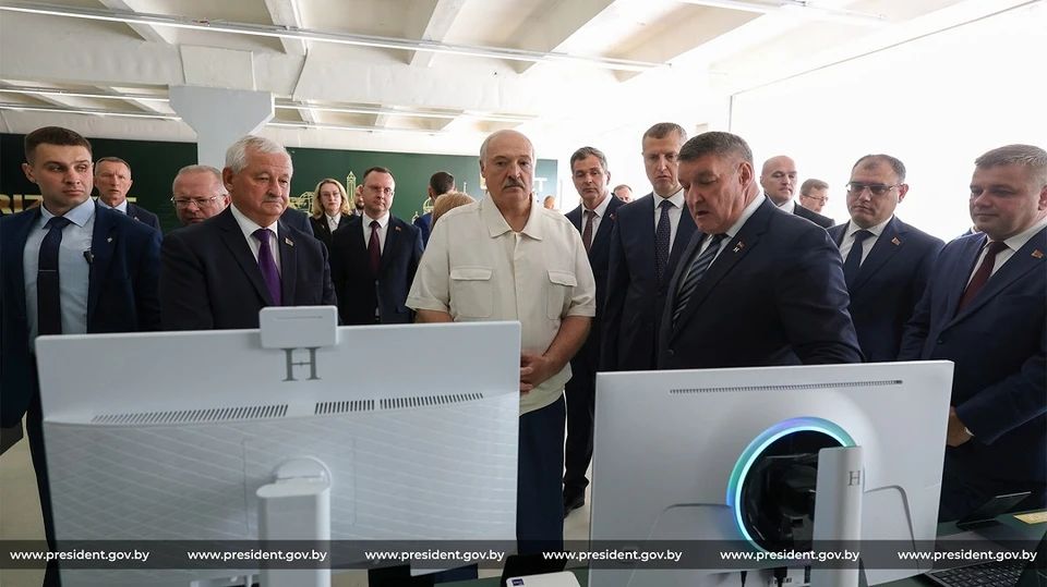 Лукашенко рассказал, что произошло, когда он попросил купить ему телевизор. Фото: president.gov.by.
