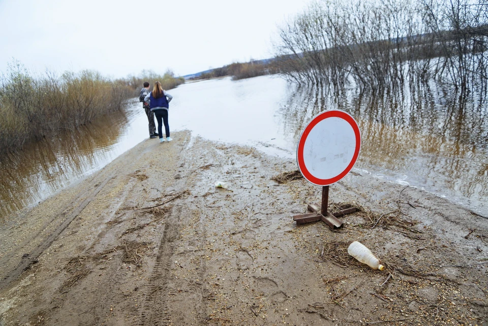 В Приморье из-за переливов закрыт проезд к Гвоздево и Абражеевке