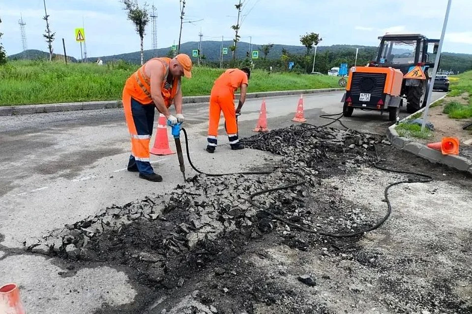 Специалисты работают в дневное и ночное время.