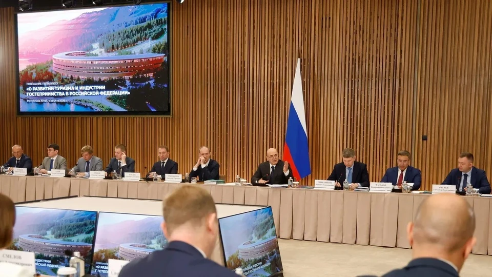 Мишустину рассказали о развитии нижегородского речного туризма Фото: пресс-служба Правительства Республики Алтай и пресс-служба Правительства РФ