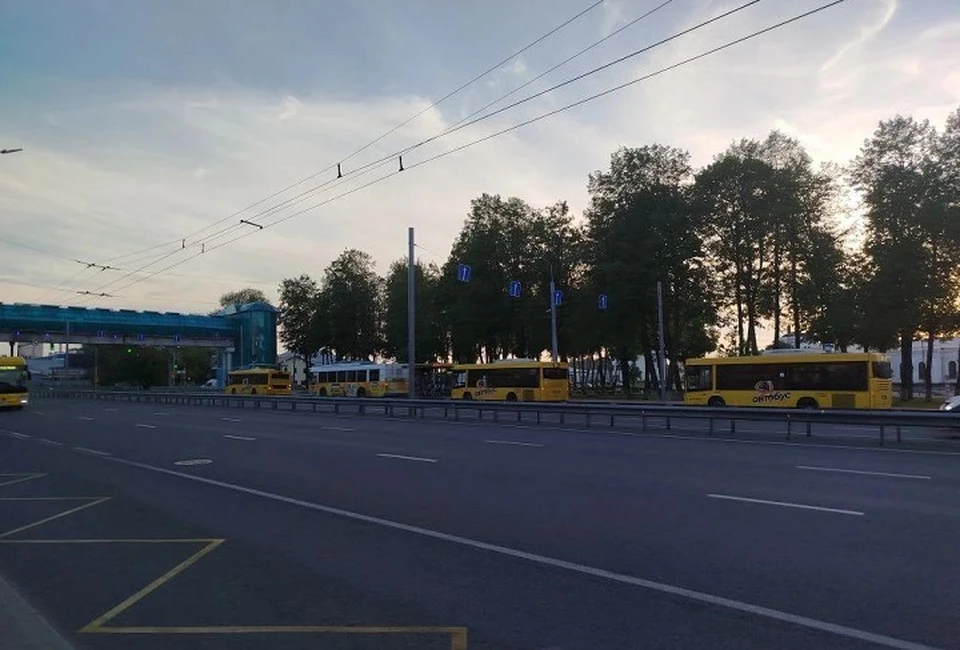 Выезд из Ярославля в сторону Москвы закрыт для проезда.