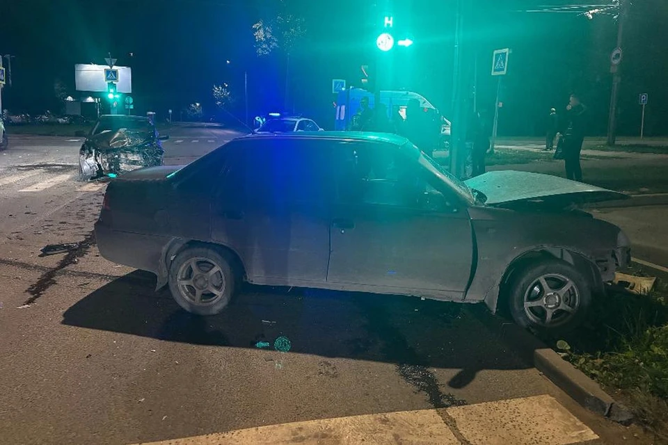 Автомашины получили кузовные повреждения. Фото: УМВД ВО.