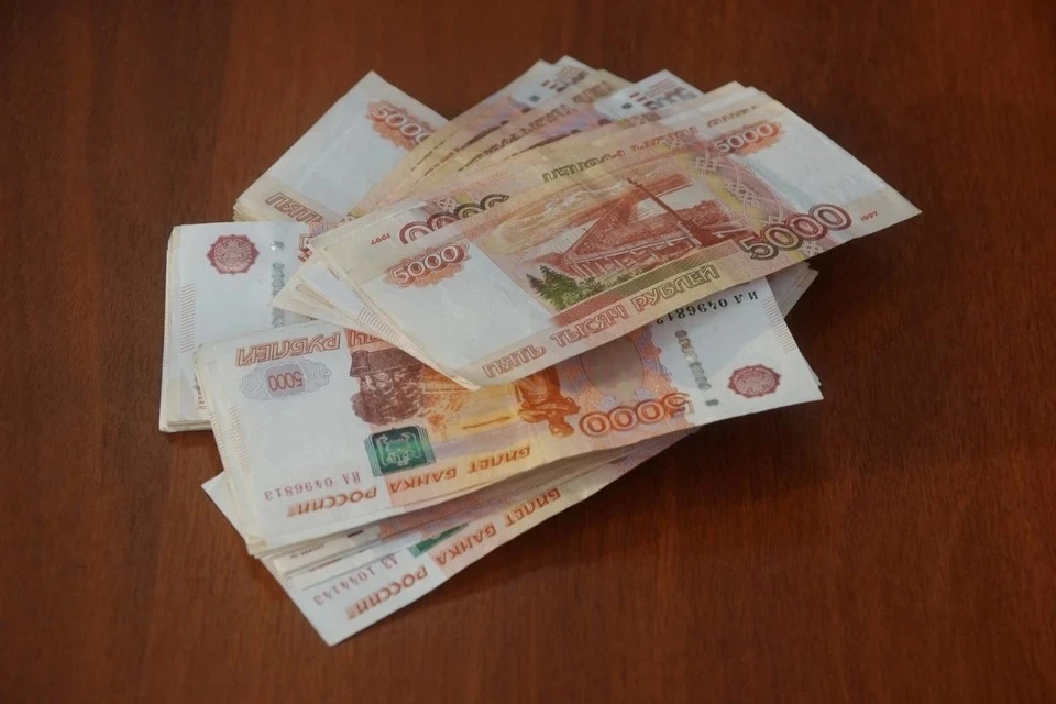 Мошенники украли у сыктывкарки 957 тысяч рублей под предлогом инвестиций