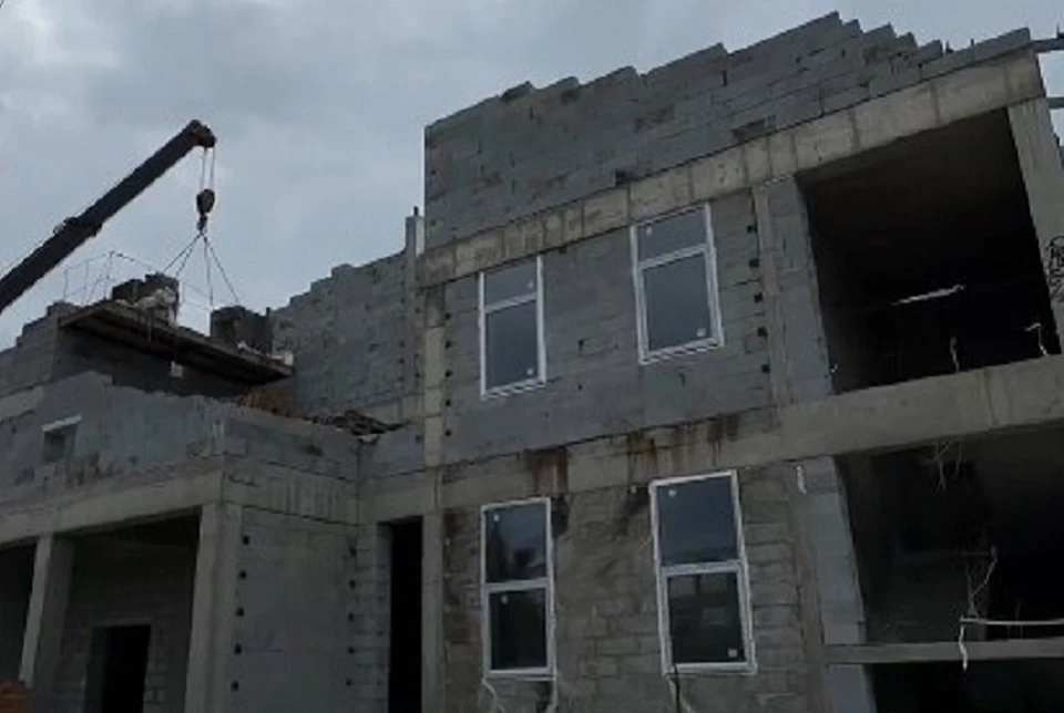 В Нижнем Тагиле продолжают возводить образовательно-культурный центр. Фото: скриншот видео