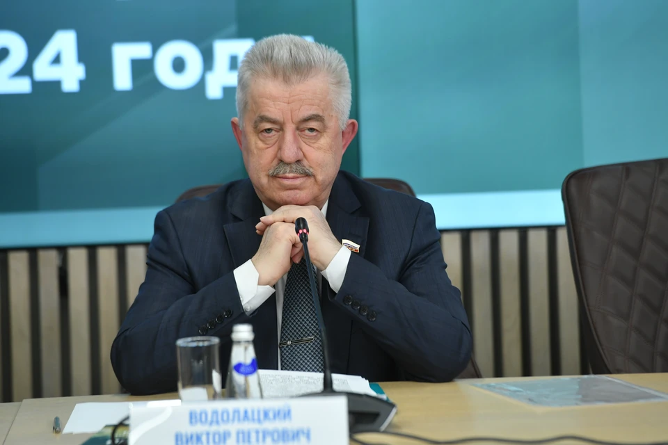 Первый зампред думского комитета по делам СНГ Виктор Водолацкий