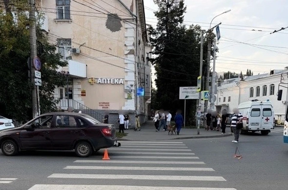14-летняя девочка, которая была за рулем самоката, получила травмы