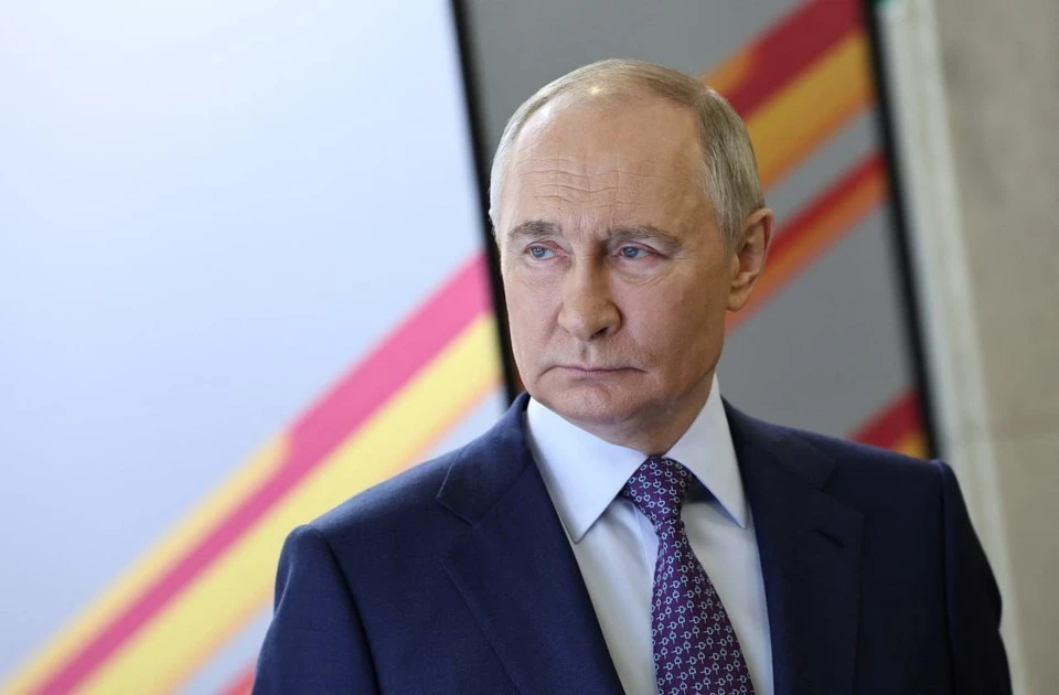 Путин пошутил о позднем начале встречи с губернатором Приморского края