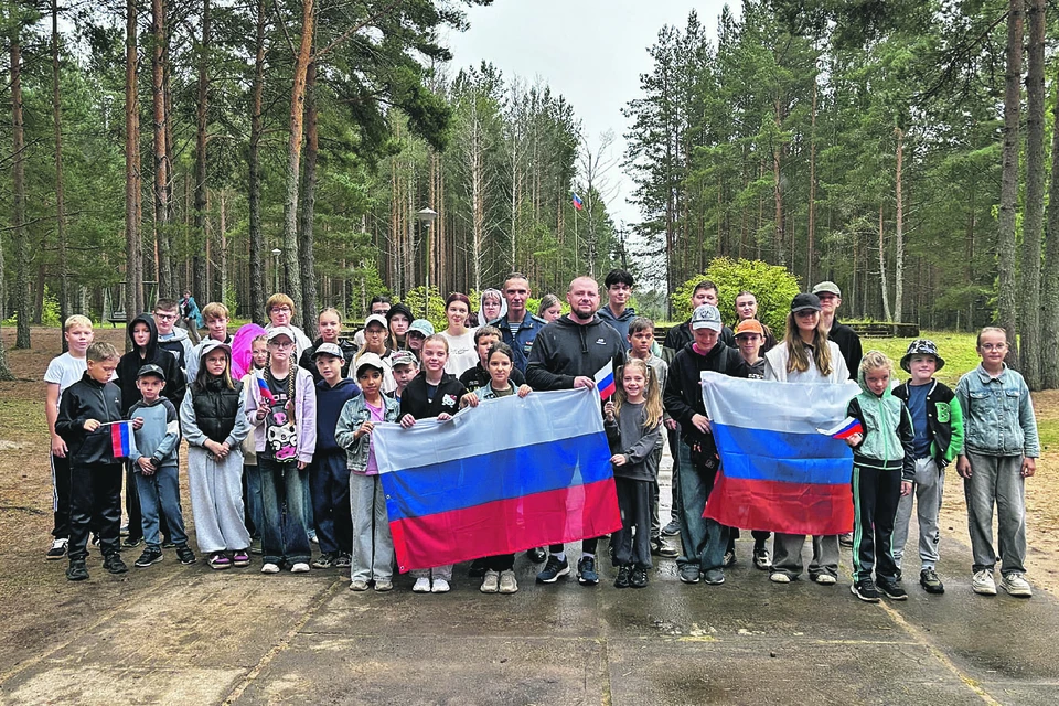 В Псковской области ветераны СВО Михаил Каратыш и Дмитрий Чепюк (на фото) встретились с ребятами из детского оздоровительного лагеря «Стремительный». Фонд «Защитники Отечества»