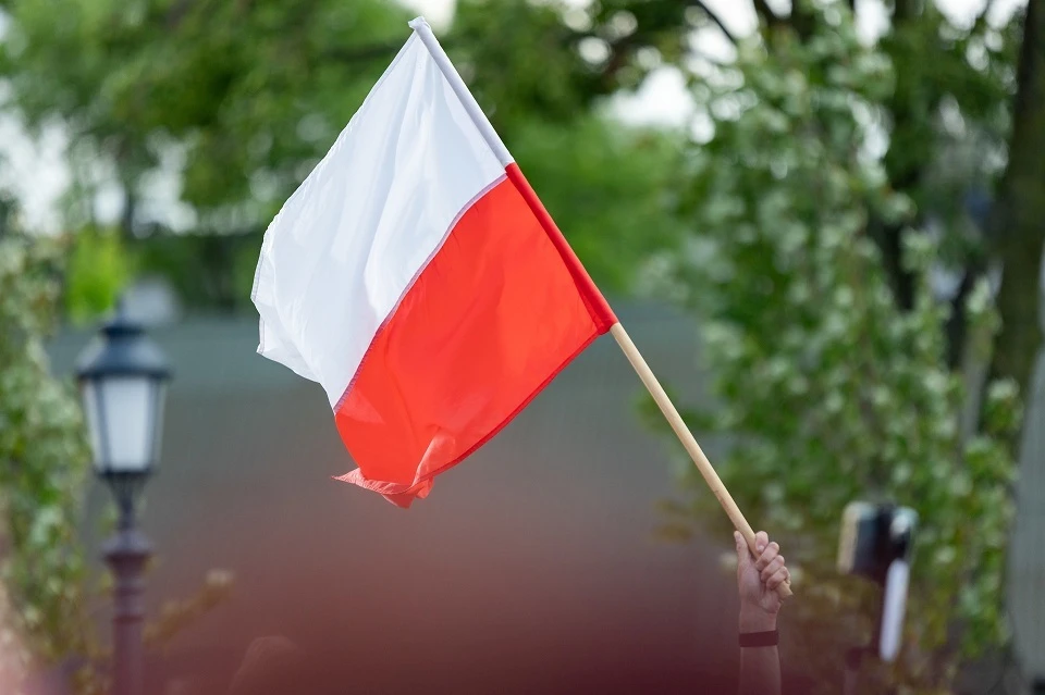 В Польше облаяли министра обороны: странный протест оппозиции сняли на видео Фото: Global Look Press/Mikolaj Barbanell