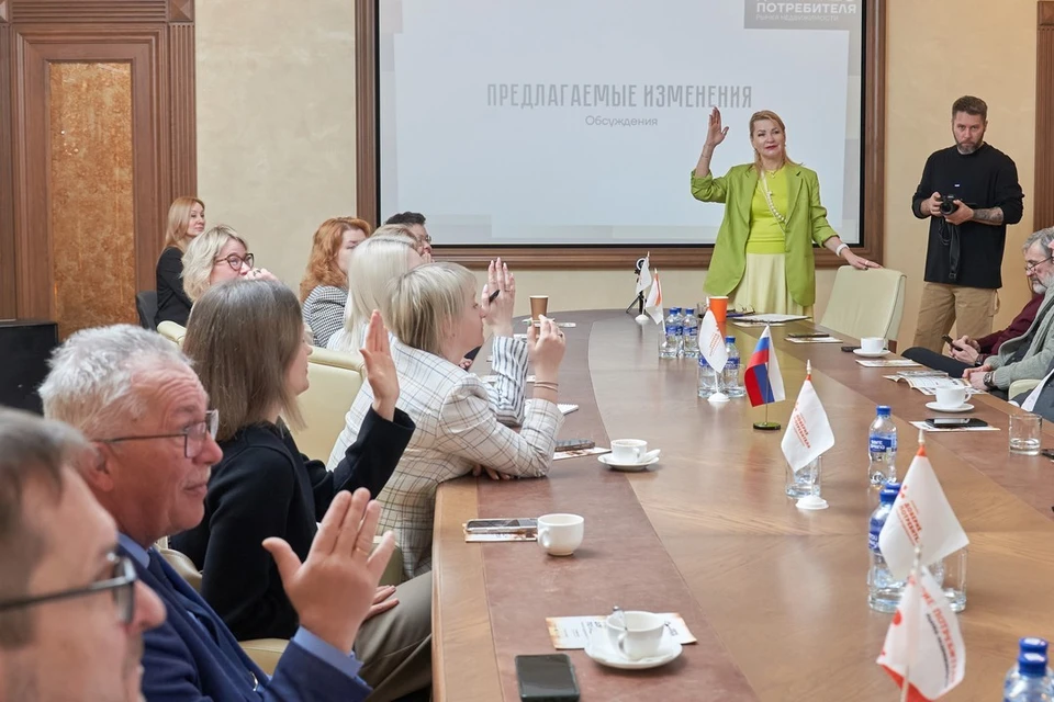 В течение первого этапа конкурса организаторы проводили бизнес-завтраки и полезные встречи. Фото: собственность конкурса «Доверие потребителя», фотограф Никита Крючков.