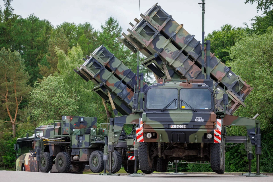 Украина призвала союзников немедленно передать ей 300 ракет ПВО Patriot. Фото: Jens Battner/dpa/Global Look Press