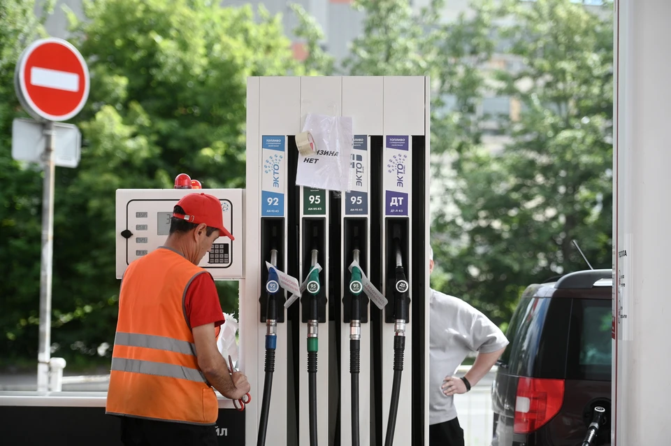 В Краснодаре работают 77 заправок 12 сентября