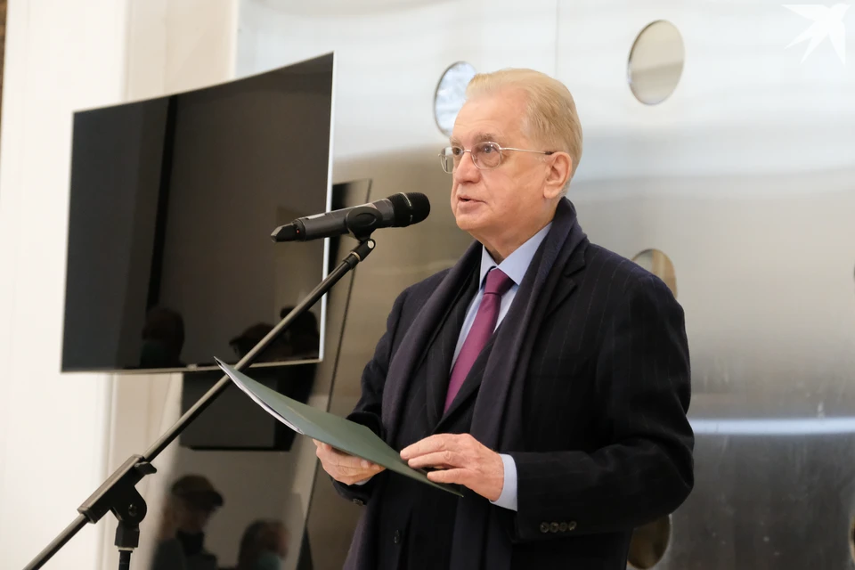 Выступление Михаила Пиотровского с лекцией «Физики и лирики. ДНК и код культуры» состоялось в рамках марафона «Знание. Первые»
