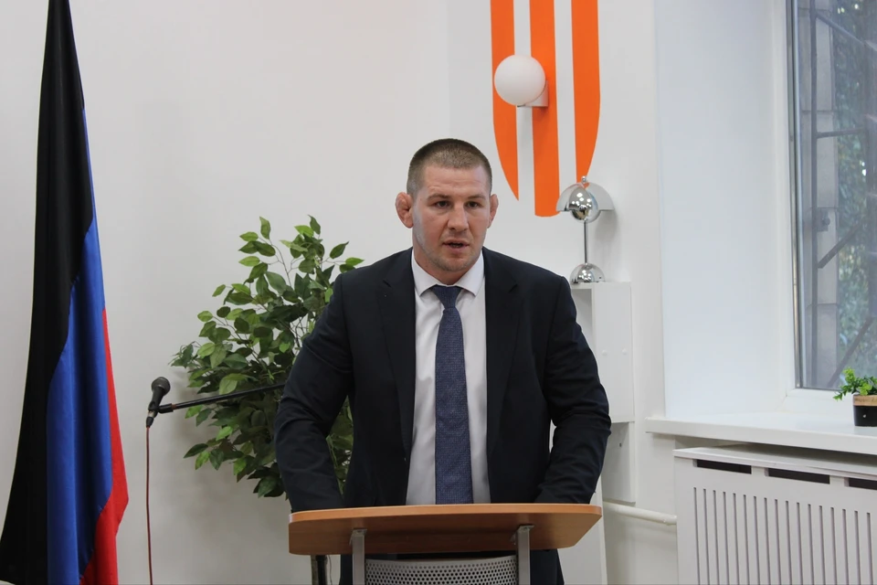 Глава Минспорта ДНР считает, что студенческие годы - лучшее время, чтобы заложить привычку к активному образу жизни. Фото: ТГ/Швец