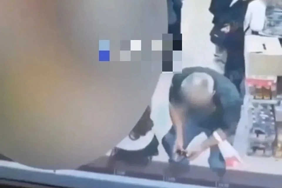 Очевидцы в магазине сняли на видео, как он домогался до маленькой девочки в магазине. Фото: МВД по СК