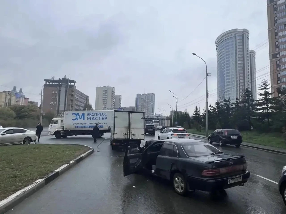 В ДТП пострадал водитель. Фото: Госавтоинспекция по Новосибирской области.