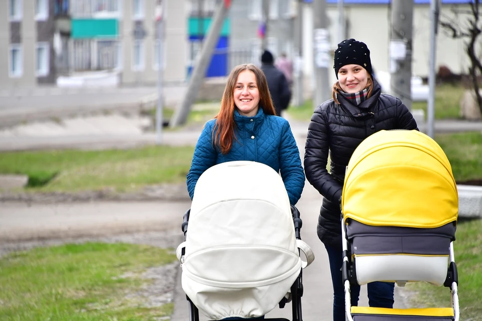 Жители Пермского края продолжают подавать заявления на новую семейную выплату