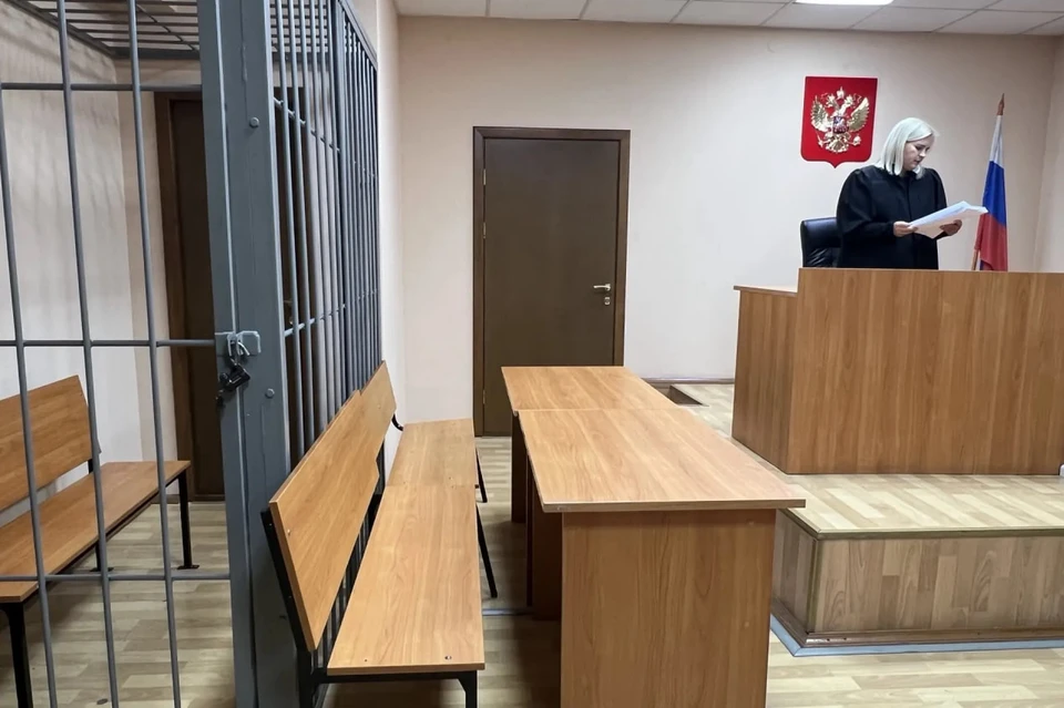 Приговор огласили в пустом зале.