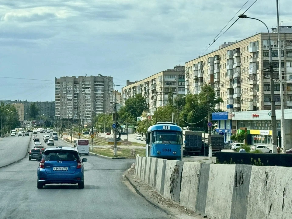 Перекрывать для транспорта будут поочередно каждую из полос моста через ВДСК