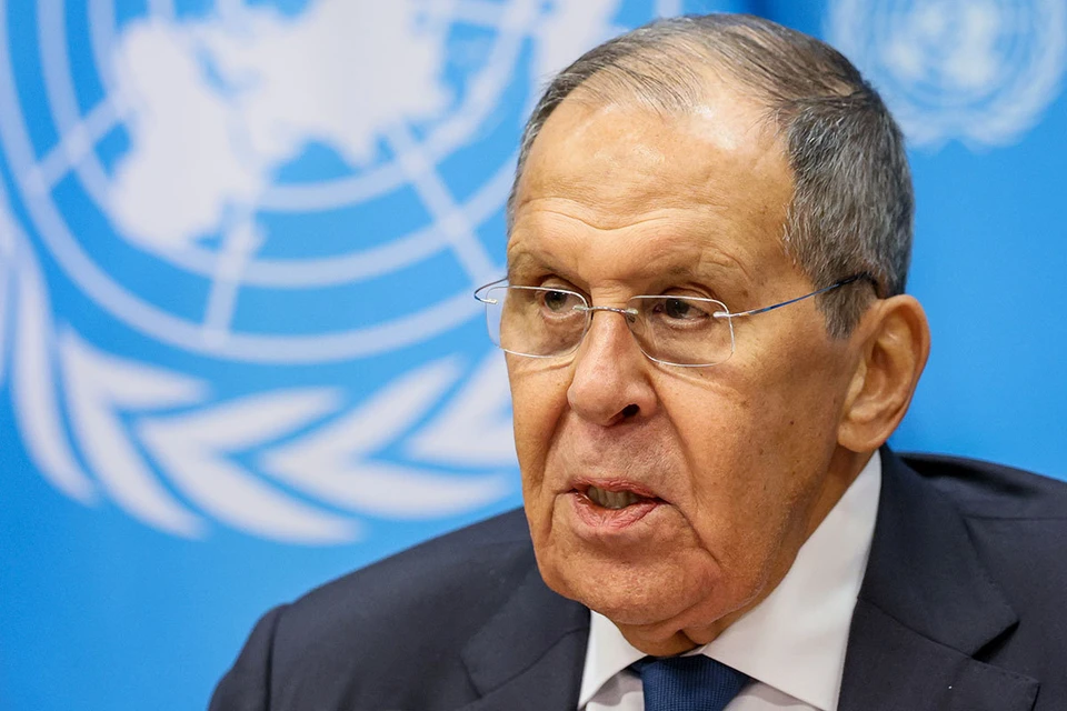 Лавров рассмеялся в ответ на вопрос румынской журналистки о базе США. Фото: Александр ЩЕРБАК/ТАСС.