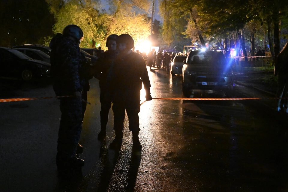 Два человека погибли при пожаре в жилом доме под Конаково
