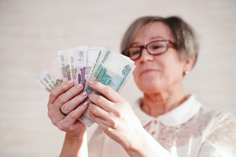 С 1 октября фиксированная выплата 80-летним пенсионерам увеличится вдвое.