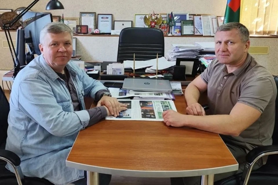 Глава Минприроды ДНР Алексей Шебалков встретился с начальником Департамента лесного хозяйства по Приволжскому федеральному округу Эдуардом Леонтьевым. Фото: ТГ/Шебалков