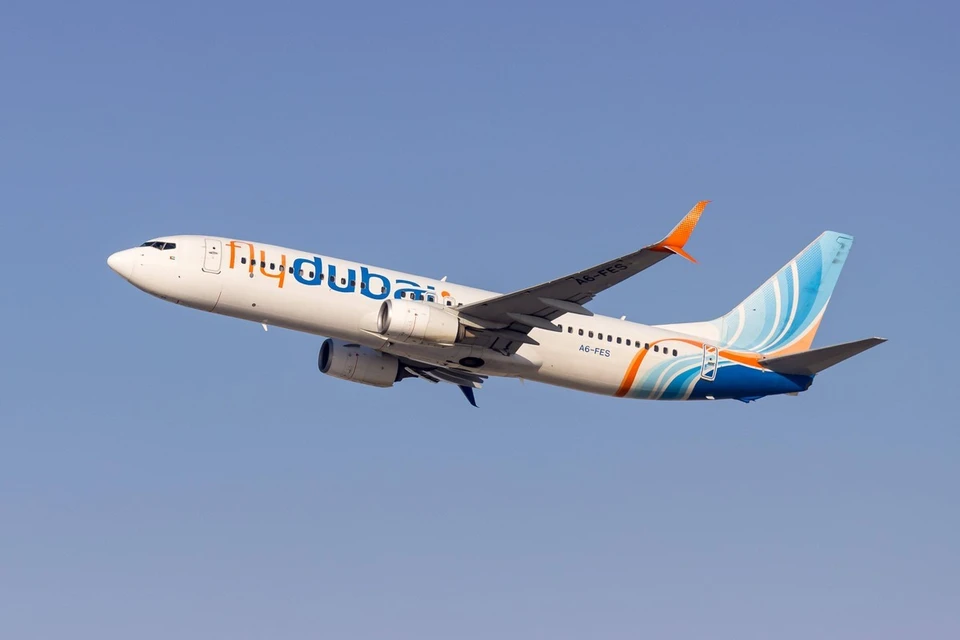 Boeing авиакомпании Flydubai, летевший из Дубая в Тель-Авив со 174 пассажирами, подал сигнал захвата, провалился вниз больше чем на пять километров, и сел в саудовском Табуке.Boeing авиакомпании Flydubai, летевший из Дубая в Тель-Авив со 174 пассажирами, подал сигнал захвата, провалился вниз больше чем на пять километров, и сел в саудовском Табуке. Фото: IMAGO/Zoonar.com/Markus Mainka/Global Look Press