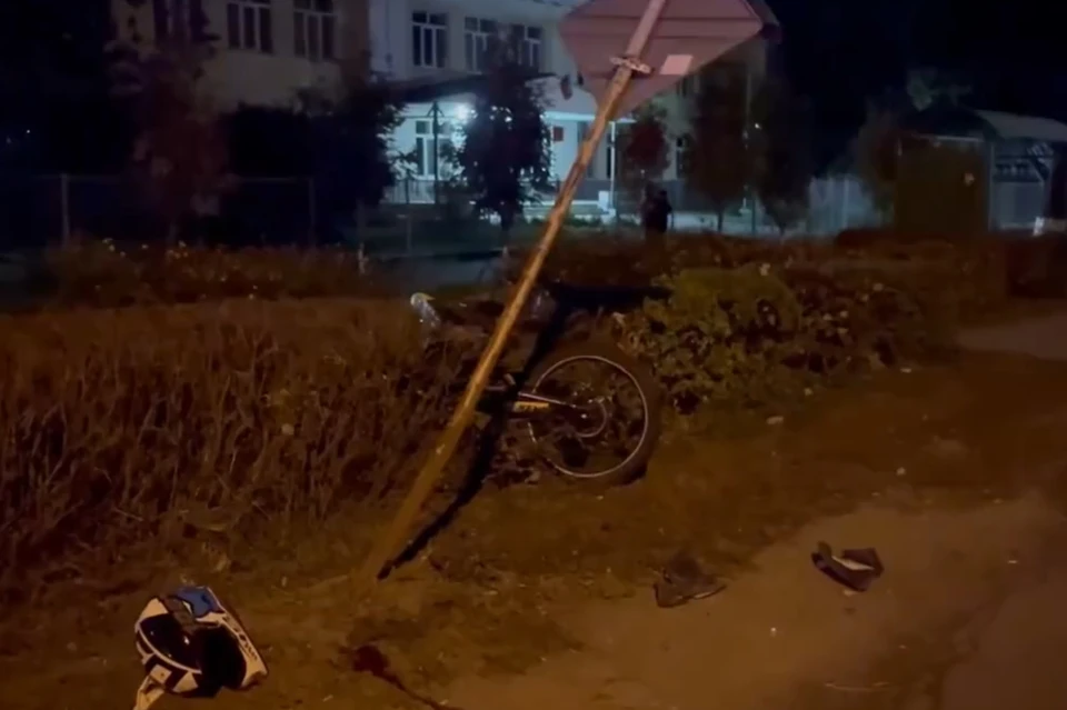 От полученных травм подросток скончался в машине скорой помощи