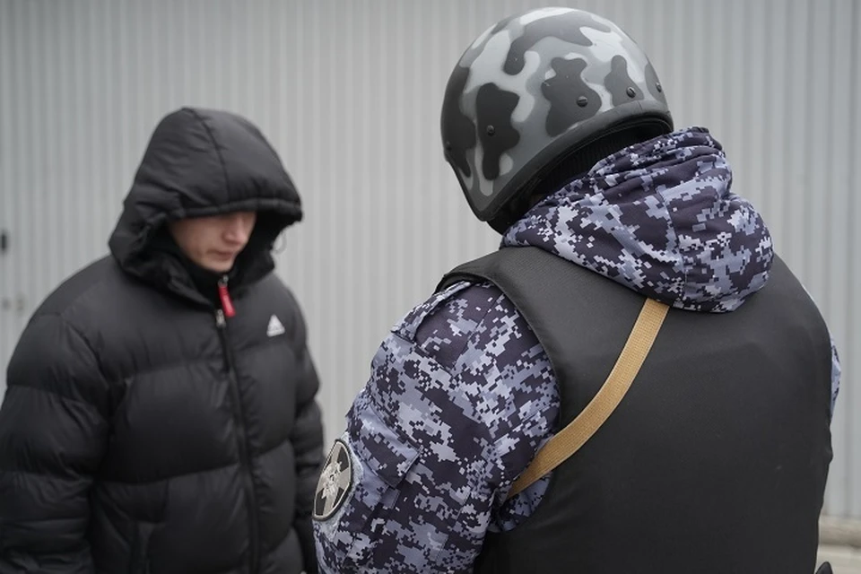Житель Свердловска переводил деньги ВСУ.