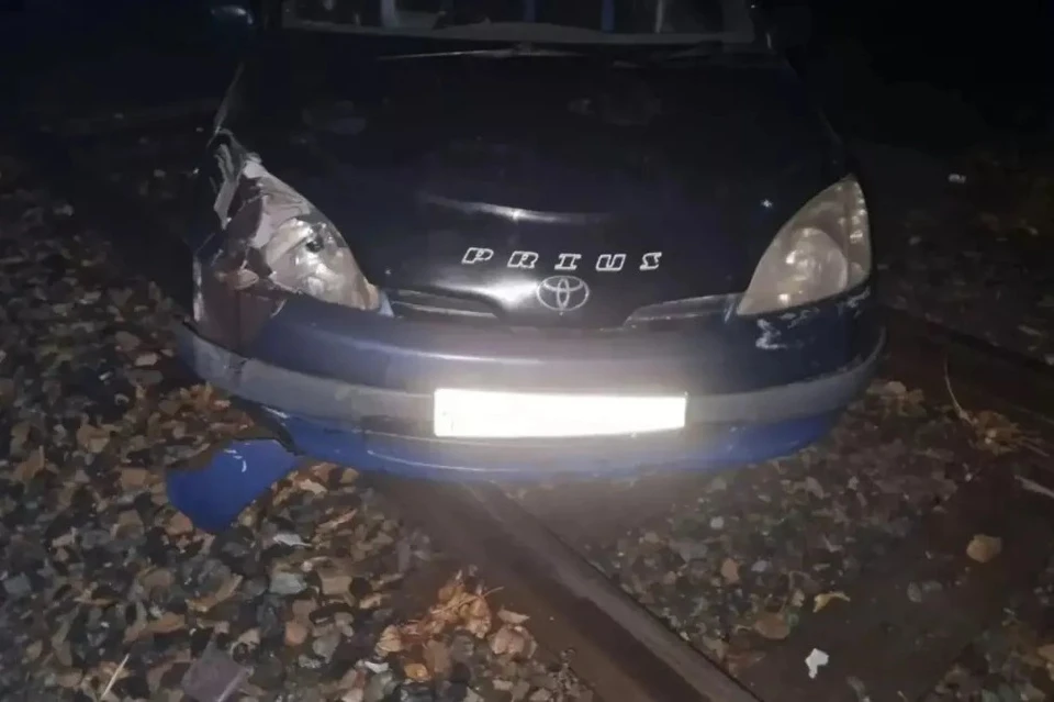 Авария случилась в 1:12. Фото: пресс-служба ЗСЖД