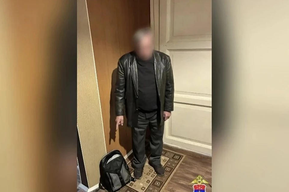 Транспортная полиция Петербурга раскрыла кражу рюкзака из электрички до Новолисино. Фото: УТ МВД России по СЗФО.