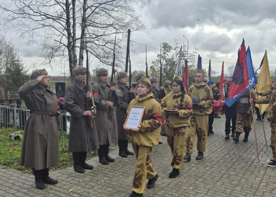 В Кировской области перезахоронили останки солдата Великой Отечественной войны. Фото: Мой Омутнинск.