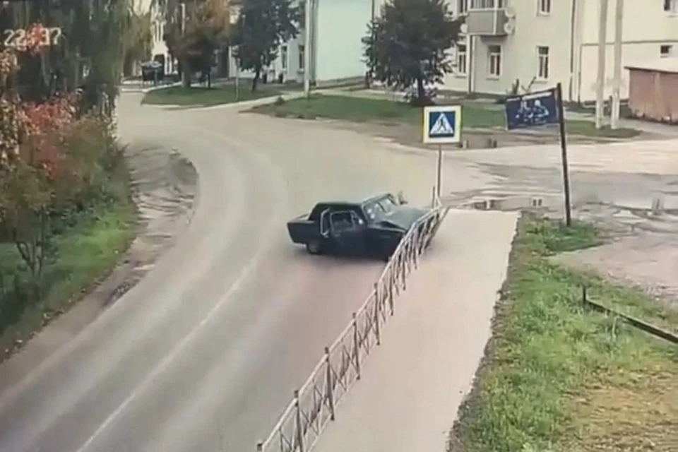 Мать несовершеннолетнего водителя привлекут к административной ответственности за поведение сына. Фото: соцсети.