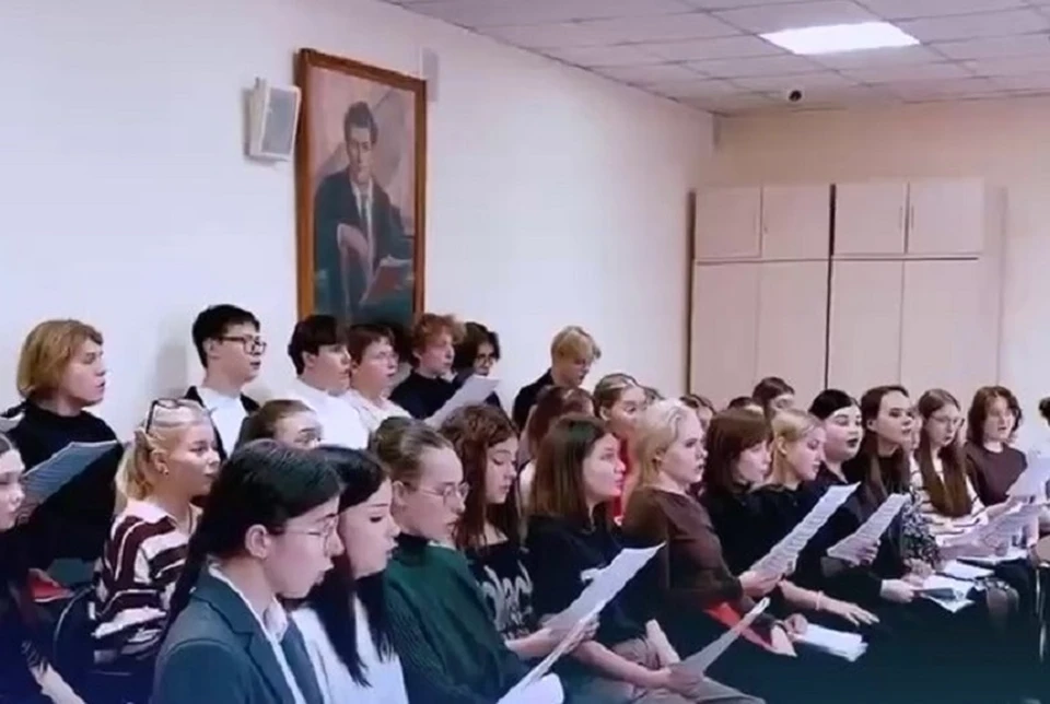 Здесь готовят дирижеров, оперных певцов, исполнителей, музыковедов. Фото: скриншот видео