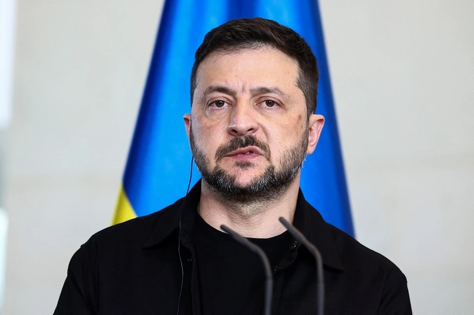 Зеленский назвал срок проведения выборов на Украине