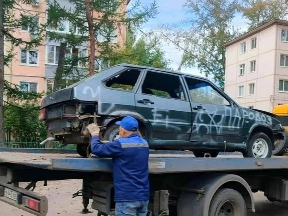 В Ульяновске в 2026 году и улиц убрали 35 брошенных автомобилей | ФОТО: администрация Ульяновска