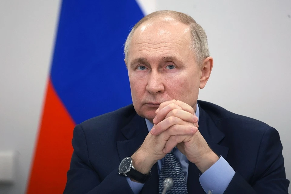 Путин: Россия поддерживает контакты практически со всеми