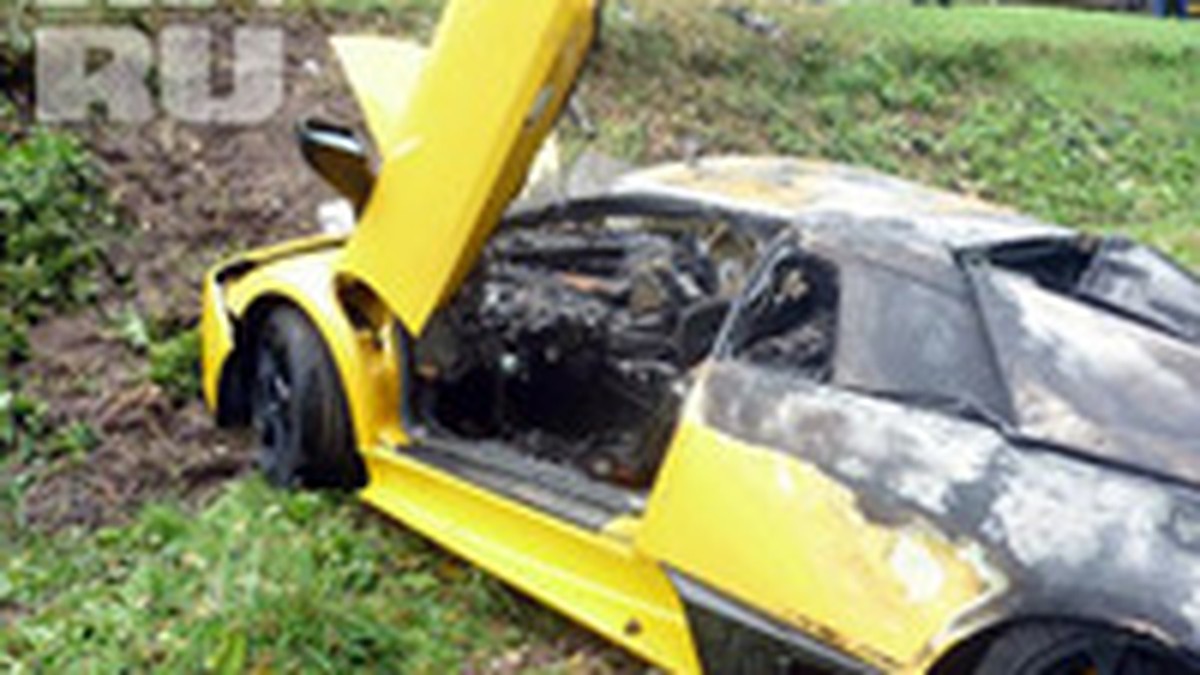 Под Нижним Lamborghini столкнулся с Chevrolet и сгорел: 4 человека  госпитализированы, в том числе беременная - KP.RU