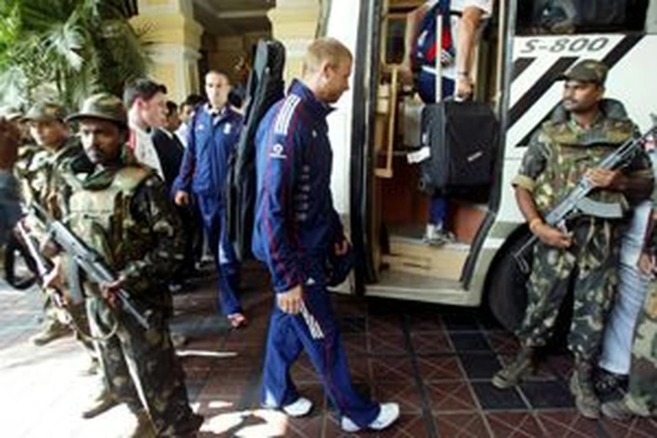 Индийский спецназ сумел отбить без потерь всех иностранцев, захваченных в отелях.