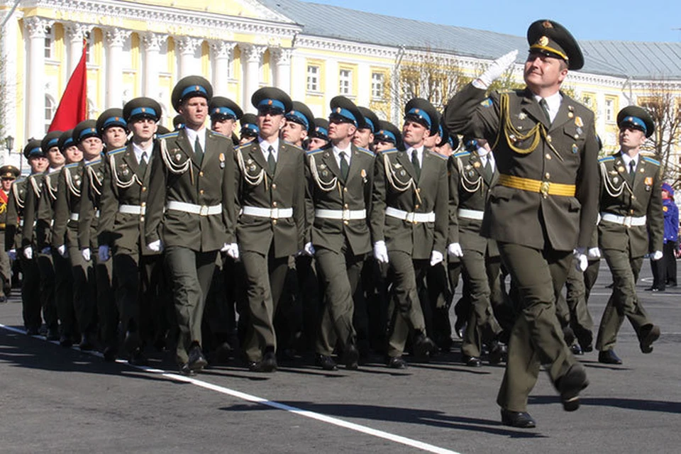 В главном параде страны примут участие 400 курсантов из Ярославля.