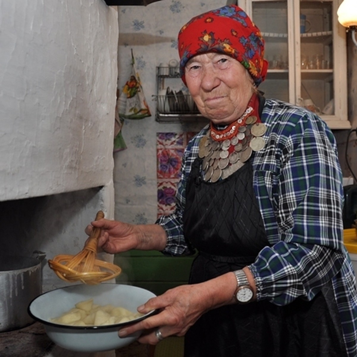 Бурановские бабушки» перед Евровидением: «Главное успеть картошку  посадить!» - KP.RU