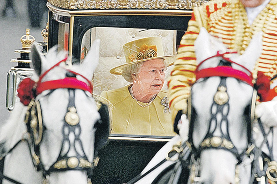Вот уже 60 лет Елизавета II остается для британцев главным символом их страны.