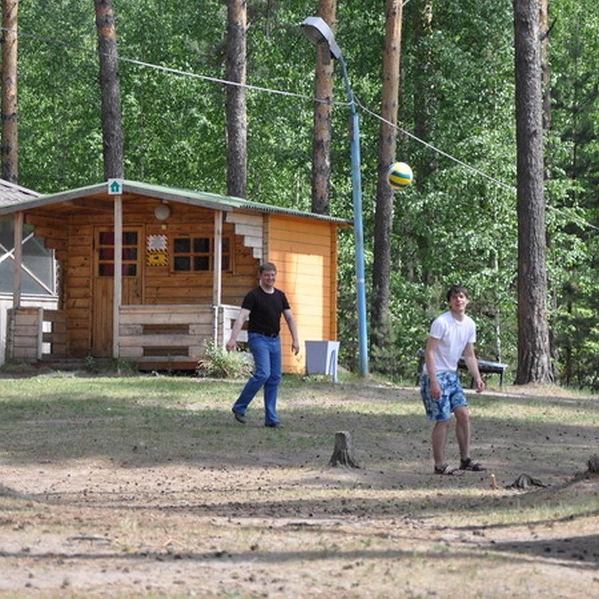 В Заельцовском парке - пляж с открытым бассейном - KP.RU