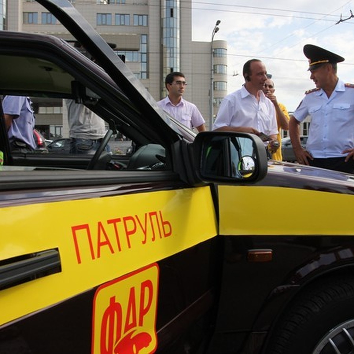 Нарушителей в Казани теперь ловят не только гаишники, но и «Гражданский  патруль» - KP.RU